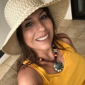 Meet your Posher, Melanie